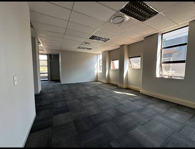 960M² OFFICE TO LET IN HIGHVELD TECHNOPARK